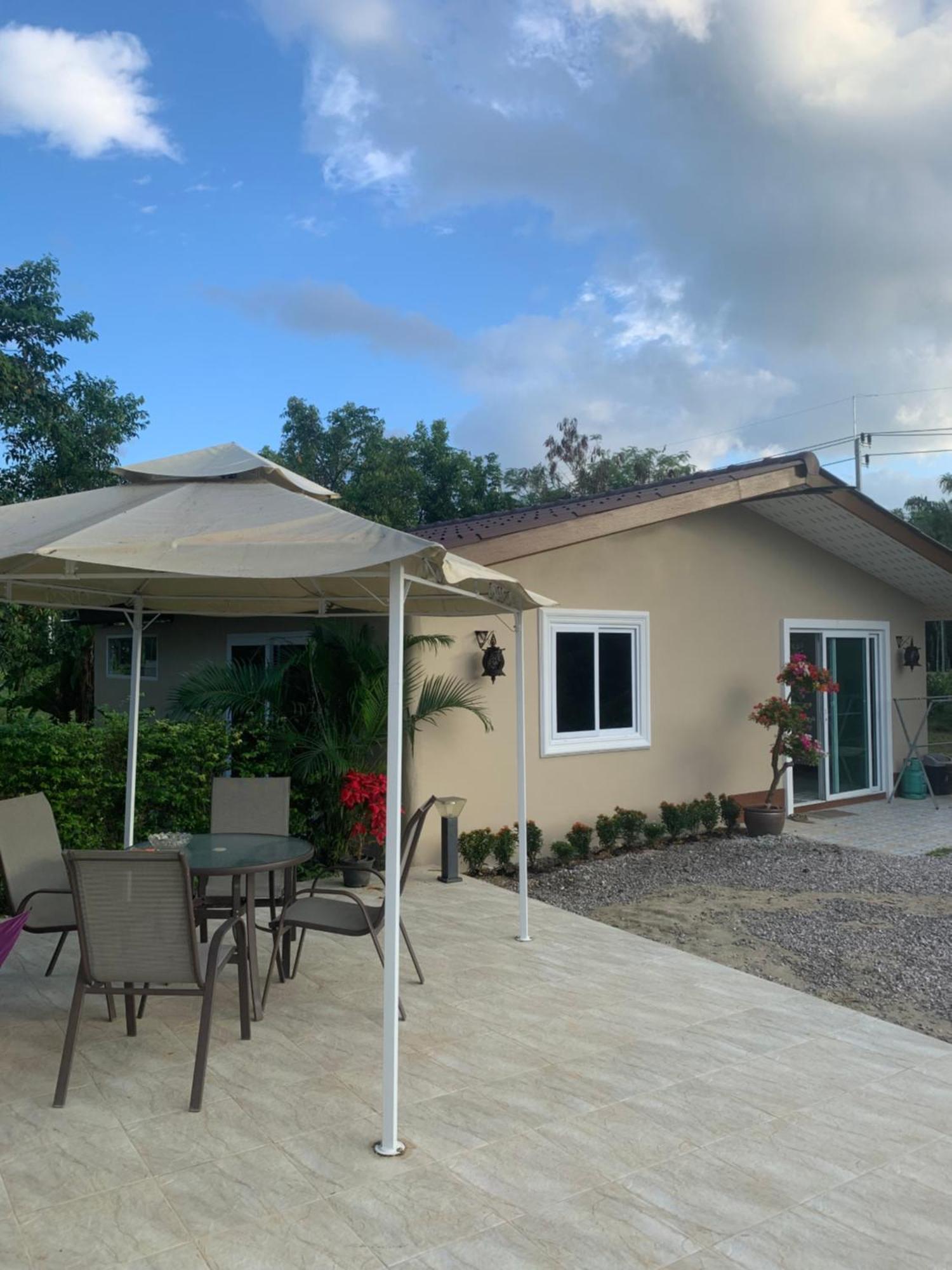 Pajaree And Udo'S Happy Homestay Trang Exterior photo