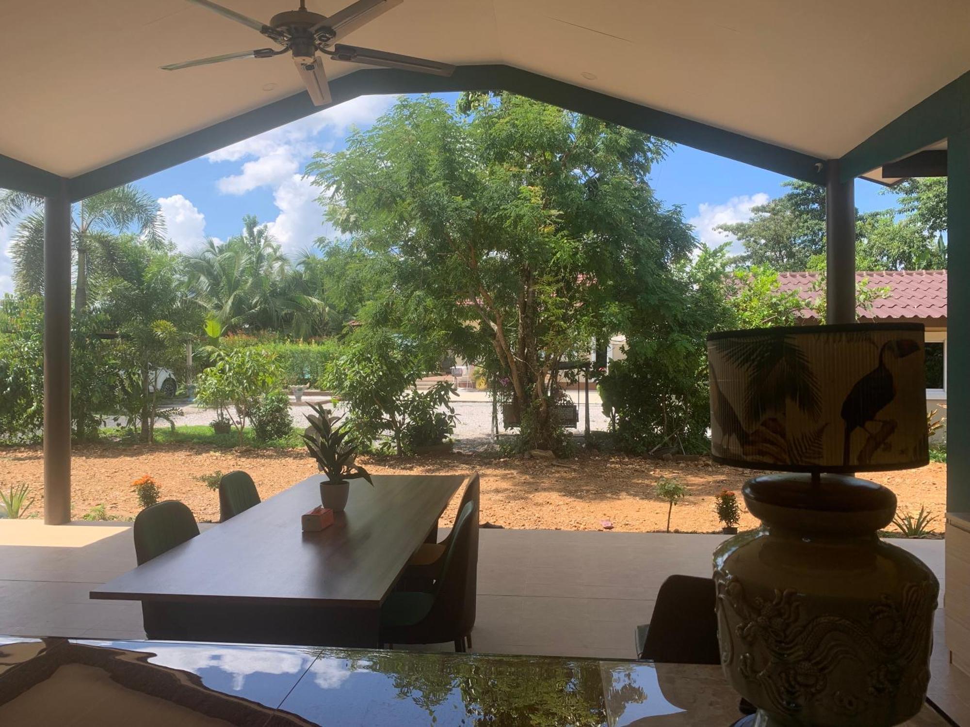 Pajaree And Udo'S Happy Homestay Trang Exterior photo